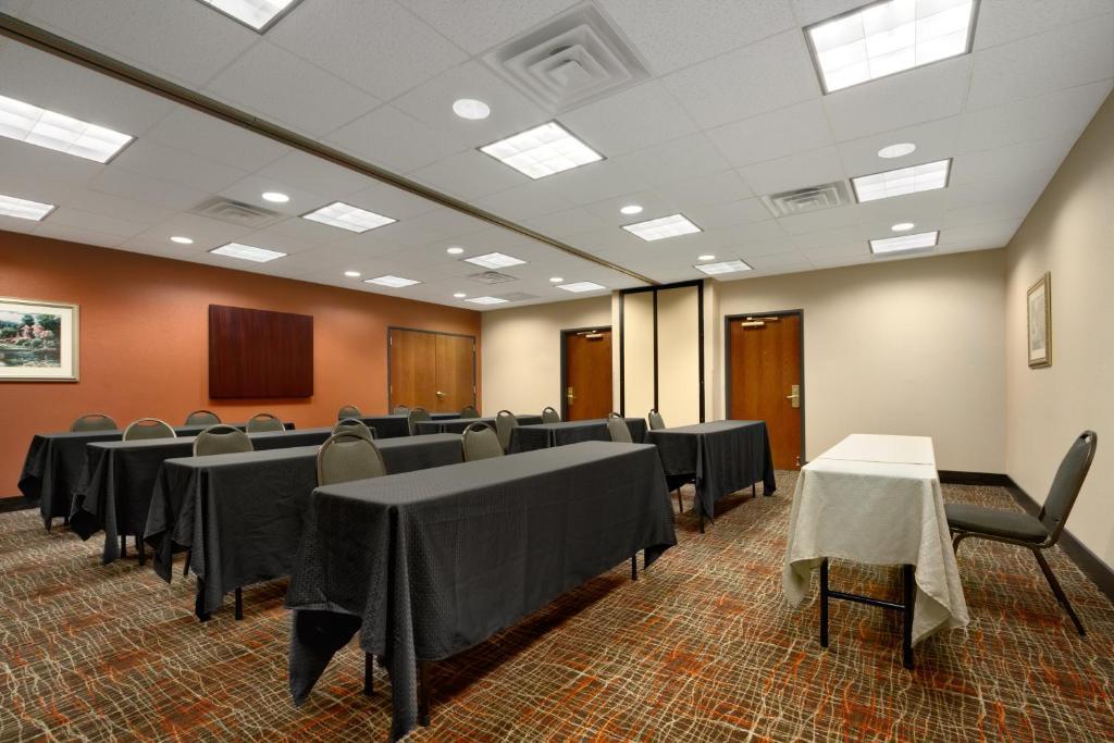 Country Inn & Suites By Radisson, Wolfchase-Memphis, Tn 외부 사진